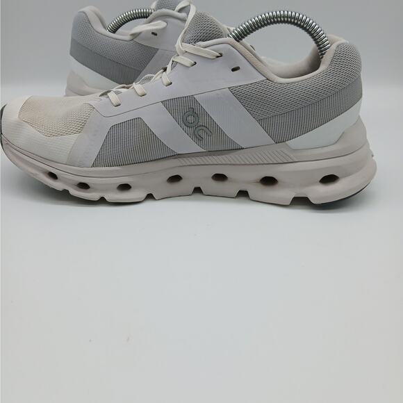 On Cloud Cloudrunner Running Sneakers Shoes White Frost Women's Size 7 EUC - Picture 9 of 11